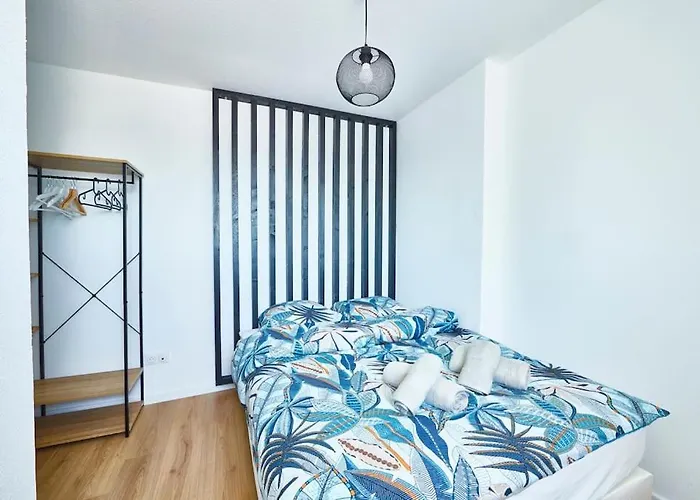 Bm-3 Appartement Au 3Eme Etage - F2 - 1 A 4 Pers