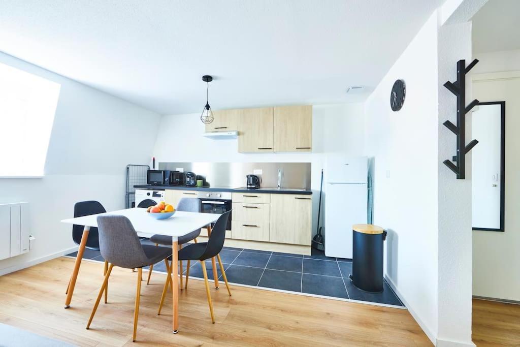 Apartment Bm-3 Au 3eme Etage - F2 - 1 A 4 Pers